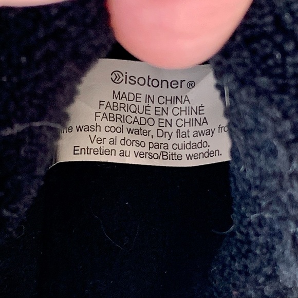 ISOTONER Furry Machine Washable Slippers—SZ. 11/12 - Picture 13 of 13